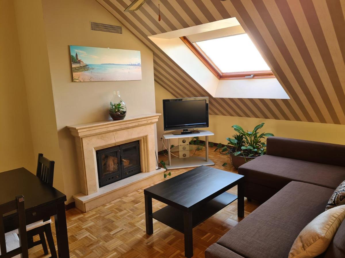 106A Ático con garaje y chimenea cerca de la playa Apartamento Gijón Exterior foto